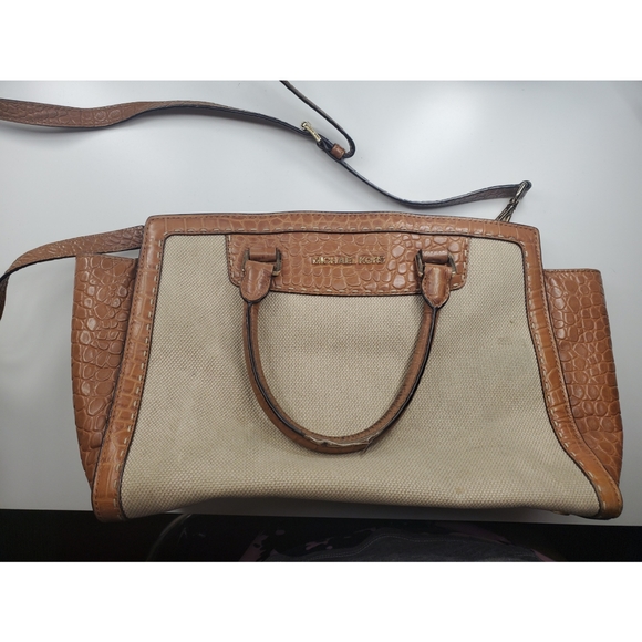 Michael Kors large tan and brown selma satchel - Picture 2 of 8
